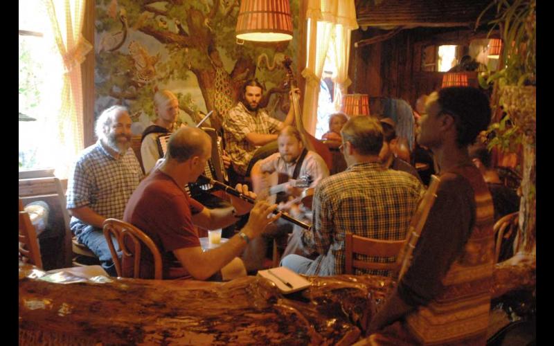 Oak Hill NY The Yellow Deli